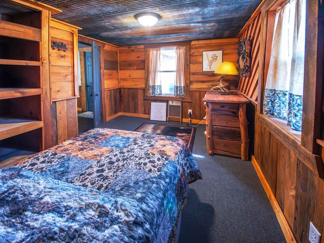 538 E Elk, Howard, KS 67349