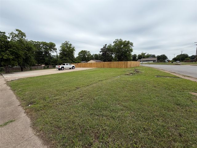 1264 E Maddox Avenue, Fort Worth, TX 76104