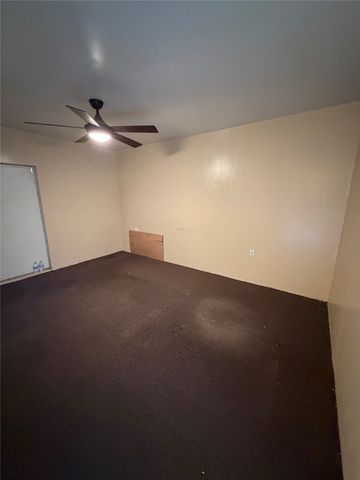 1264 E Maddox Avenue, Fort Worth, TX 76104