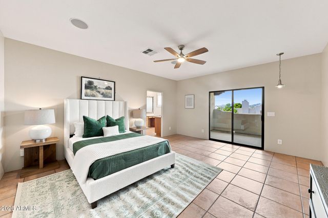 1732 E GELDING Drive, Phoenix, AZ 85022