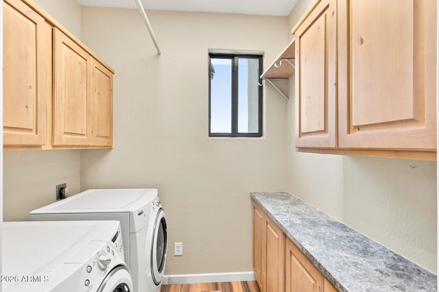 1732 E GELDING Drive, Phoenix, AZ 85022