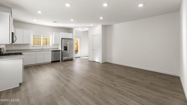 8411 Redwood Dawn Drive, Reno, NV 89506