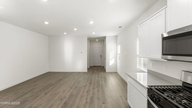 8411 Redwood Dawn Drive, Reno, NV 89506