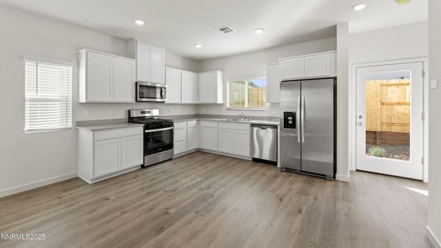 8411 Redwood Dawn Drive, Reno, NV 89506