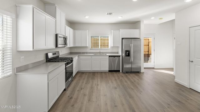 8411 Redwood Dawn Drive, Reno, NV 89506