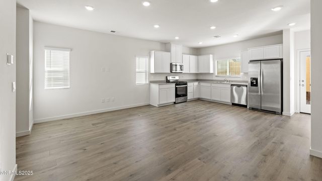 8411 Redwood Dawn Drive, Reno, NV 89506