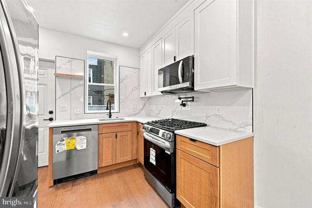 1545 S TAYLOR ST, Philadelphia, PA 19146