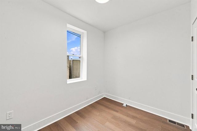 1545 S TAYLOR ST, Philadelphia, PA 19146