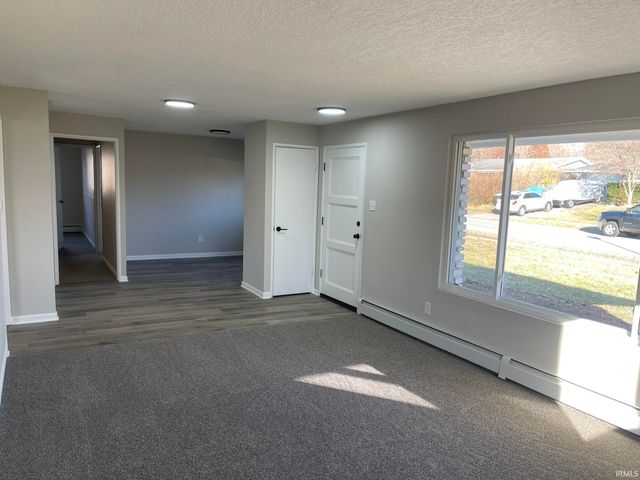 2603 Farnsworth Drive, Fort Wayne, IN 46805