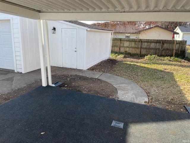 2603 Farnsworth Drive, Fort Wayne, IN 46805