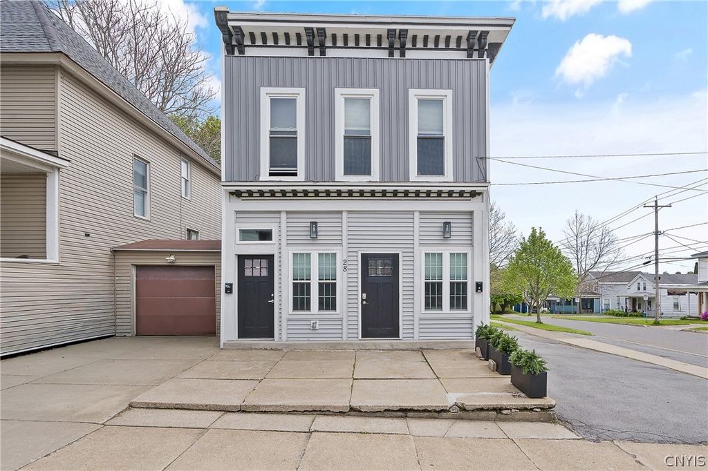 28 East Utica Street, Oswego, NY 13126