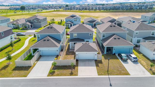 2865 FITNESS ST, Clermont, FL 34714