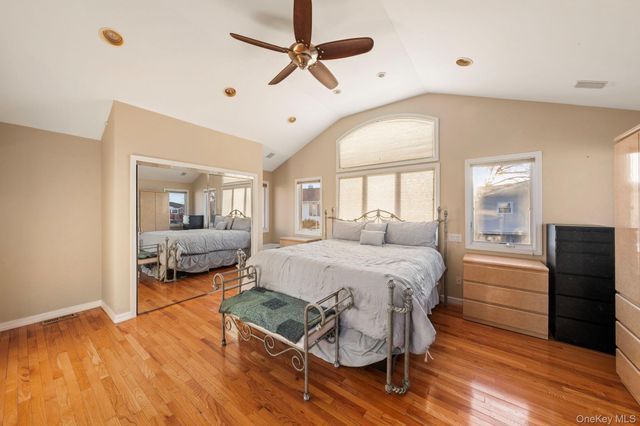 2770 Mandalay Beach Road, Wantagh, NY 11793