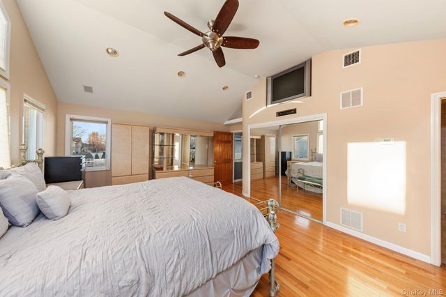 2770 Mandalay Beach Road, Wantagh, NY 11793