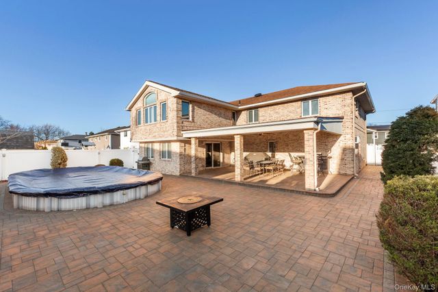 2770 Mandalay Beach Road, Wantagh, NY 11793