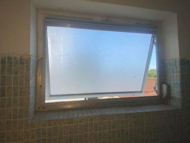 705 NE 2nd Street 11, Hallandale Beach, FL 33009