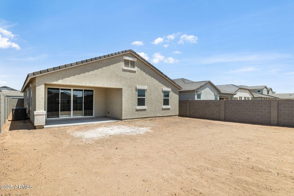 Image 48 of property listing at 17671 W ONYX Avenue, Waddell, AZ 85355