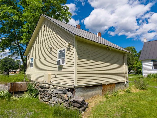 12 School Street, Cornish, NH 03745