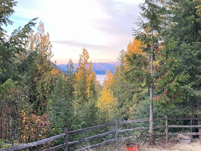 407 Spyglass Hill RD, Careywood, ID 83809
