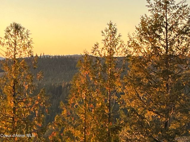 407 Spyglass Hill RD, Careywood, ID 83809