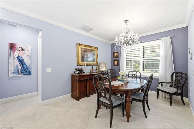 6844 Winding Cypress DR, Naples, FL 34114