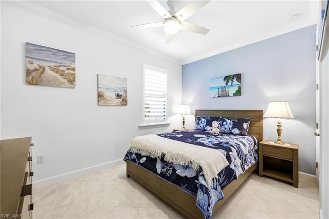 6844 Winding Cypress DR, Naples, FL 34114