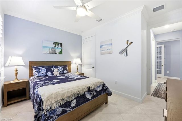 6844 Winding Cypress DR, Naples, FL 34114