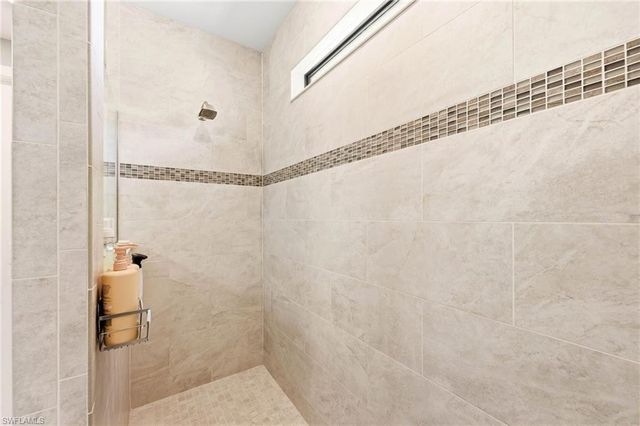 6844 Winding Cypress DR, Naples, FL 34114