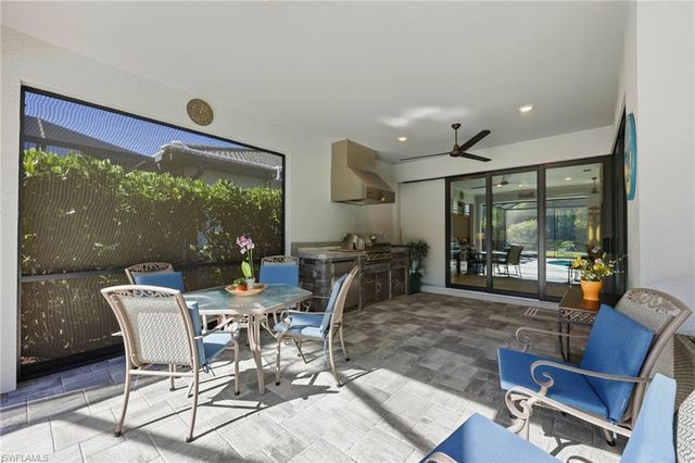 6844 Winding Cypress DR, Naples, FL 34114