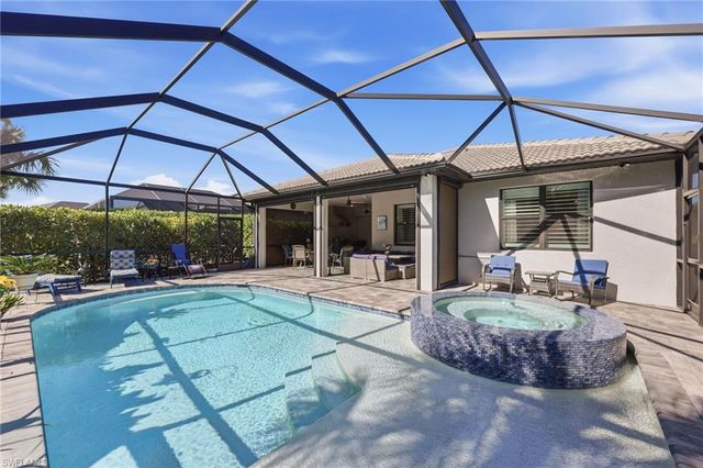 6844 Winding Cypress DR, Naples, FL 34114