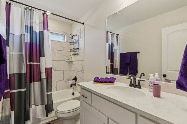 1313 Sundance Lane, Justin, TX 76247