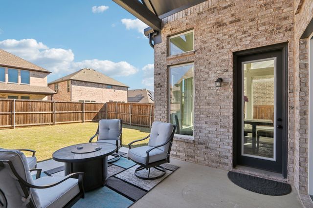 1313 Sundance Lane, Justin, TX 76247