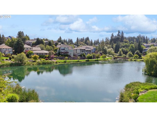 16117 Se GOOSEHOLLOW Dr, Damascus, OR 97089