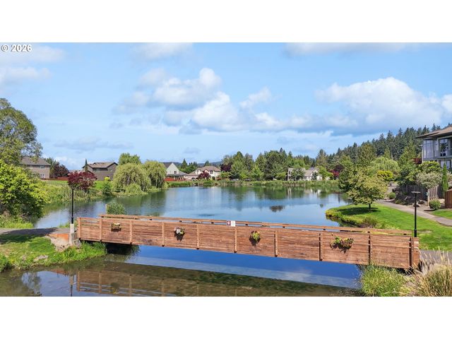 16117 Se GOOSEHOLLOW Dr, Damascus, OR 97089