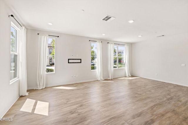 675 Earl Joseph Drive, Camarillo, CA 93010