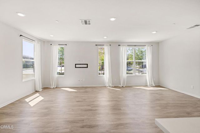 675 Earl Joseph Drive, Camarillo, CA 93010
