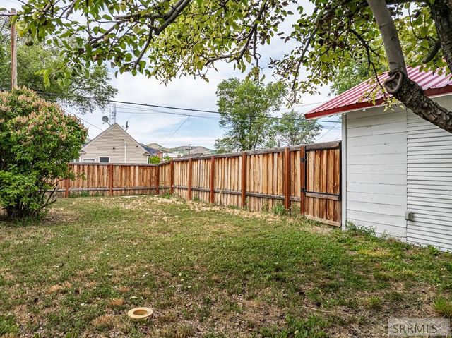 635 S 4th Avenue, Pocatello, ID 83201