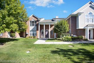 16498 Norfolk Drive, Macomb, MI 48044