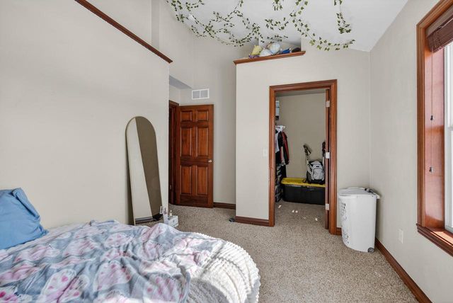 1906 WASILLA LANE, Neenah, WI 54956