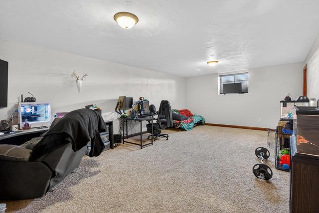 1906 WASILLA LANE, Neenah, WI 54956