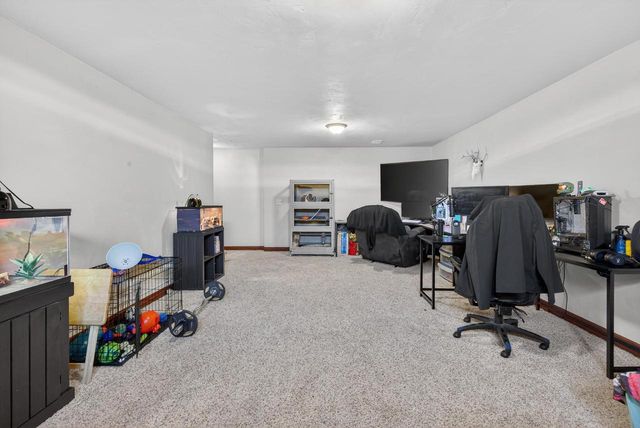 1906 WASILLA LANE, Neenah, WI 54956