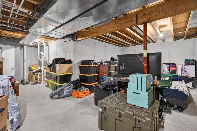 1906 WASILLA LANE, Neenah, WI 54956