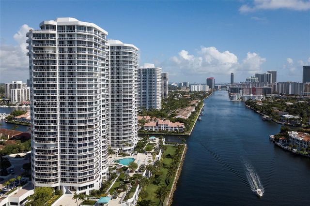 3802 NE 207th St 1001, Aventura, FL 33180