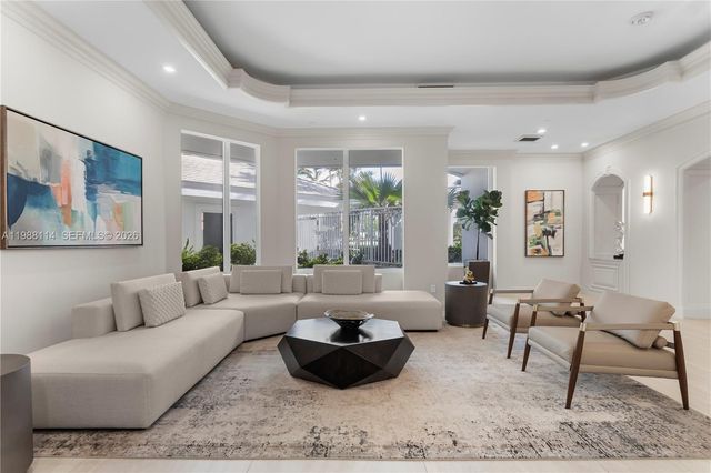 3802 NE 207th St 1001, Aventura, FL 33180
