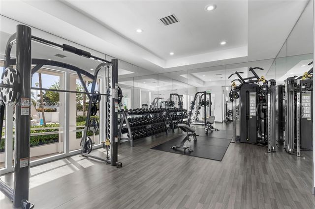 3802 NE 207th St 1001, Aventura, FL 33180