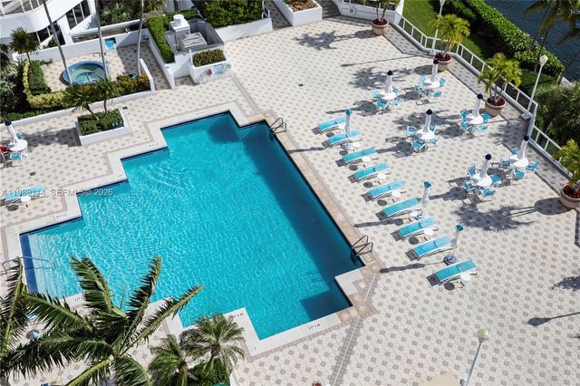 3802 NE 207th St 1001, Aventura, FL 33180