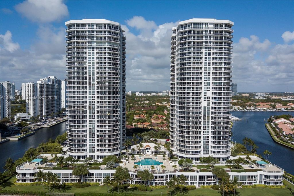 3802 NE 207th St 1001, Aventura, FL 33180