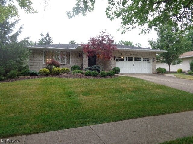2791 Fleger Drive, Parma, OH 44134
