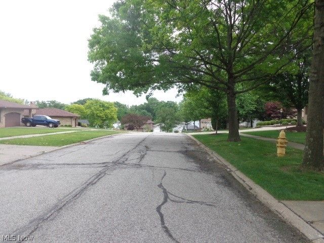 2791 Fleger Drive, Parma, OH 44134