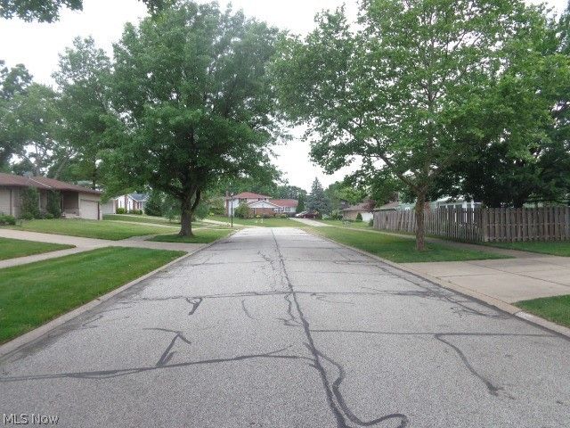 2791 Fleger Drive, Parma, OH 44134